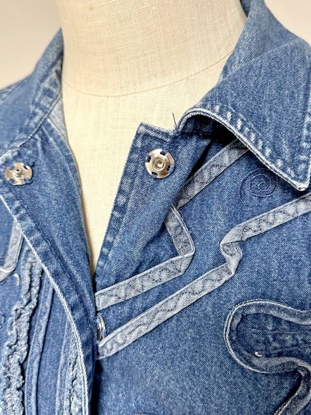 New Directions Art-to-Wear Jacket - Picture 7 of 12